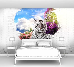 Белый тигр в проломе кирпичной стены