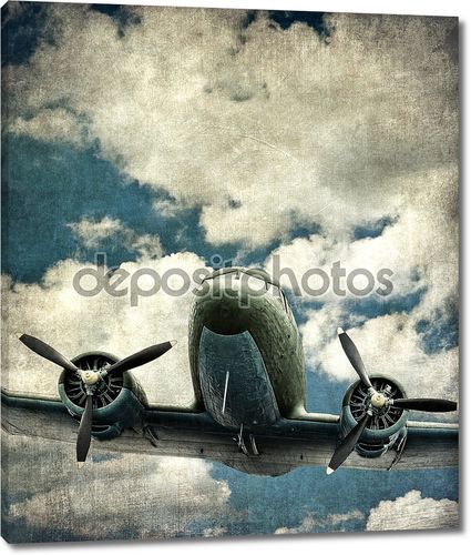 Старый военный самолет с двумя моторами