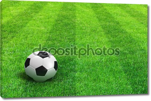 Футбольное поле с футбольным мячом