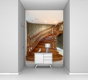Деревянная лестница в особняке