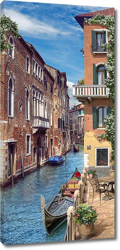 Венецианская улица с гондолой