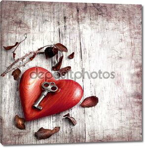 ключ с сердцем как символ любви