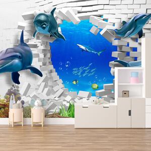 Дельфины выплывают из стены