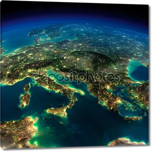 Земля ночью, кусочек Европы - Италии и Греции