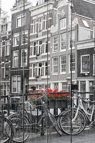 Черно-белый Амстердам