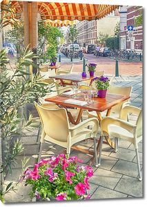 Летнее кафе на Голландских улицах