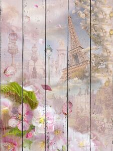 Нежные цветы на фоне Эйфелевой башни