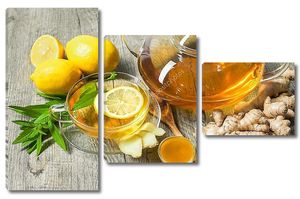 Чашка имбирного чая с медом и лимоном