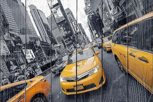 Желтые такси на площади Таймс-сквер