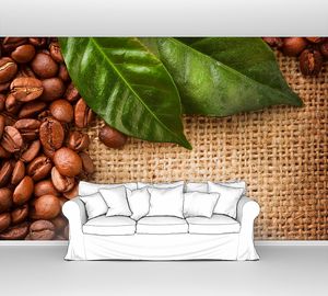 Листья и кофейные зерна