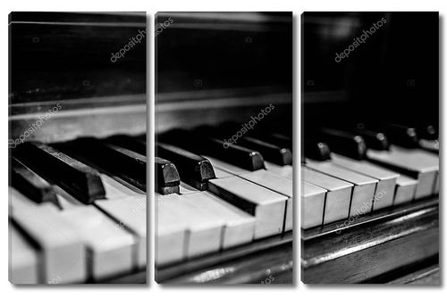 сломанной Винтаж фортепиано черный и белый