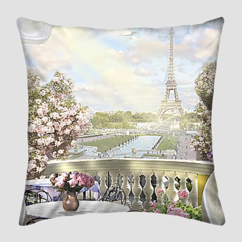 Вид на Париж с цветущего балкона со столиком