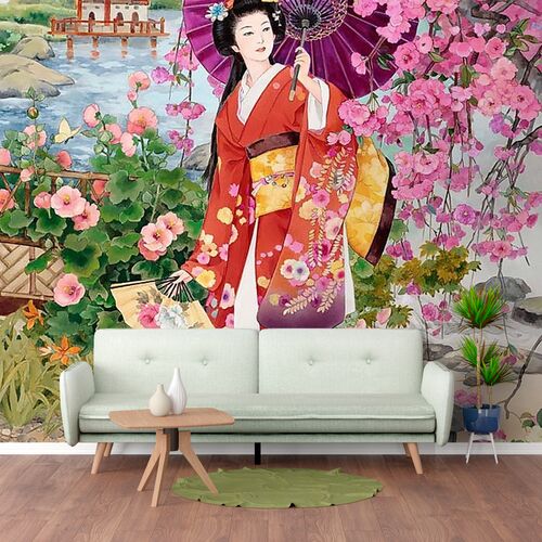 Японка в цветущем саду