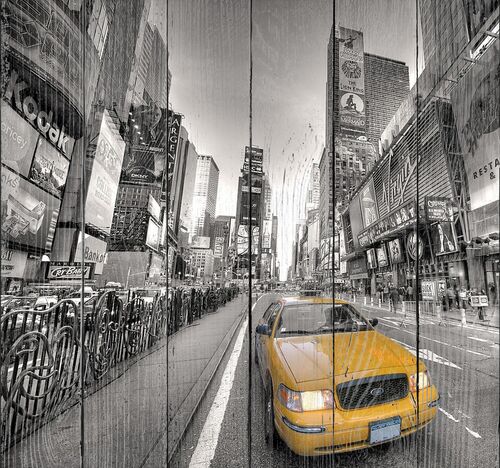 Такси на Тайм сквер в Нью-Йорке