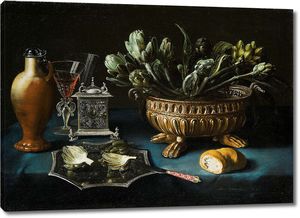 Натюрморт с артишоками в позолоченной серебряной фляге для вина и другими серебряными предметами