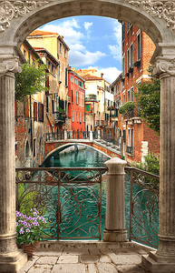 Венеция виз сквозь арку
